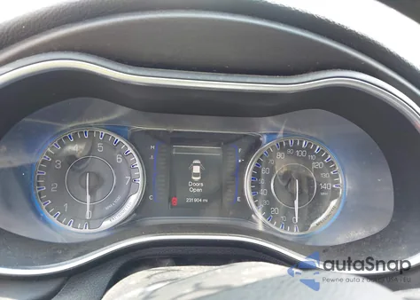 2015 Chrysler 200 Limited from USA, damaged, VIN 1C3CCCAB0FN755901